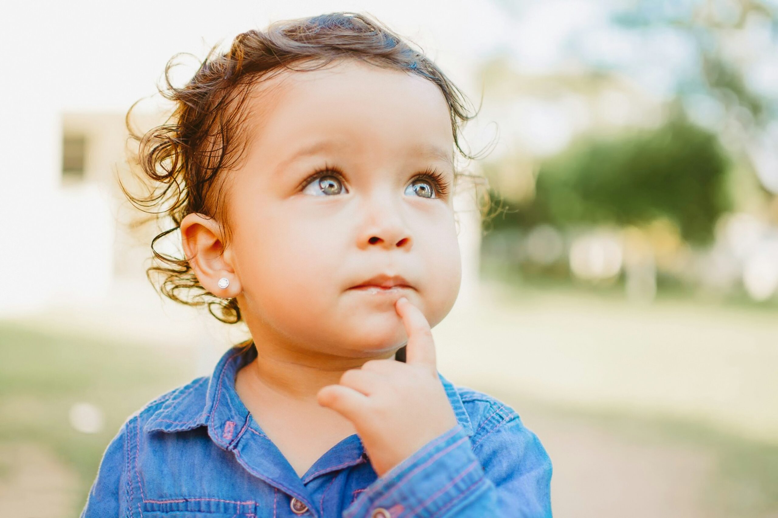 child choosing where to live